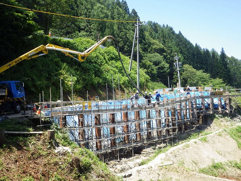 道路災害復旧工事　小立屋