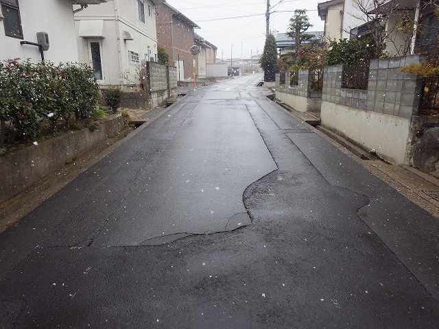 上野三丁目地区舗装復旧工事