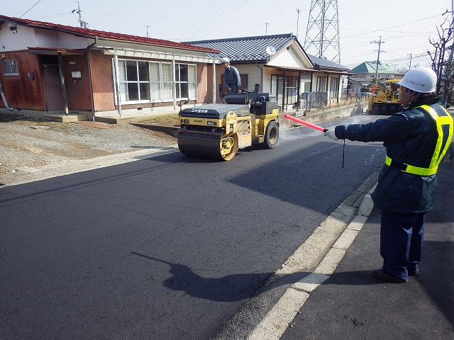 上野三丁目地区舗装復旧工事