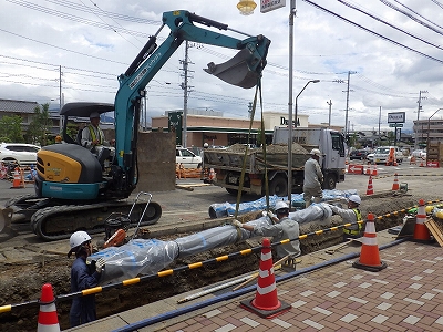 長野駅東口区画整理事業　栗田屋島線道路築造工事