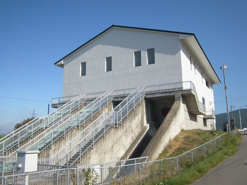 千曲市雨宮排水ポンプ場建設工事