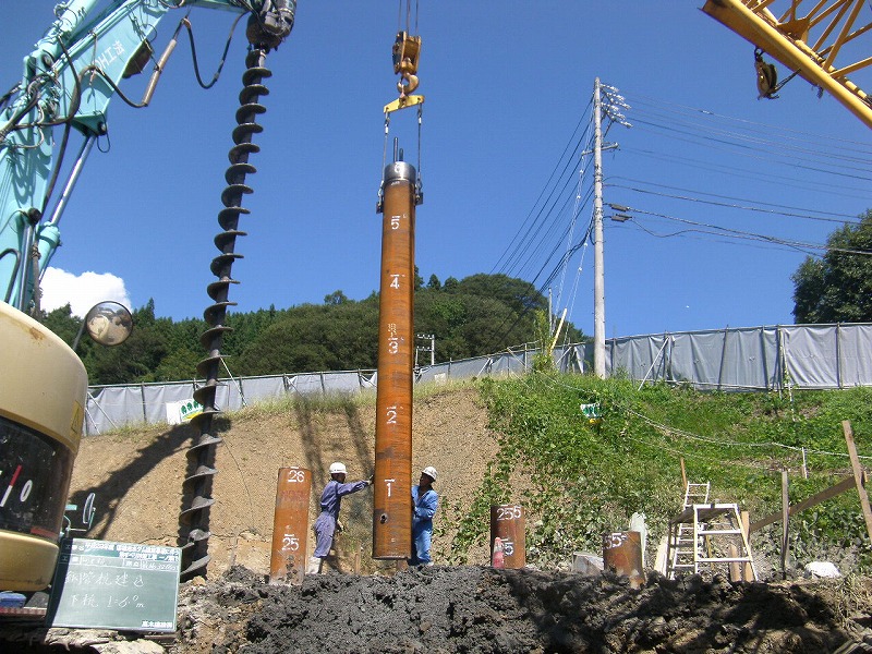 治水ダム建設に伴う地すべり対策工事　浅川一ノ瀬（1）